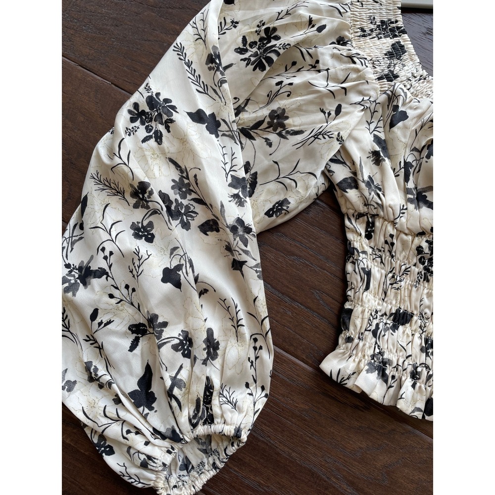 En Saison Floral Smocked Top Women's XS Cream Black Puff Sleeve Cottagecore NWT - Picture 3 of 7